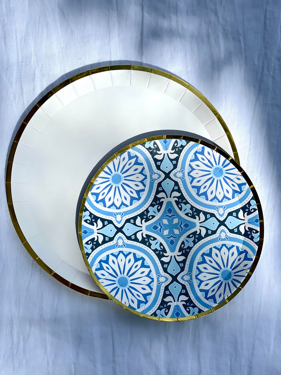 White & Gold Large Party Plates, pack of 10